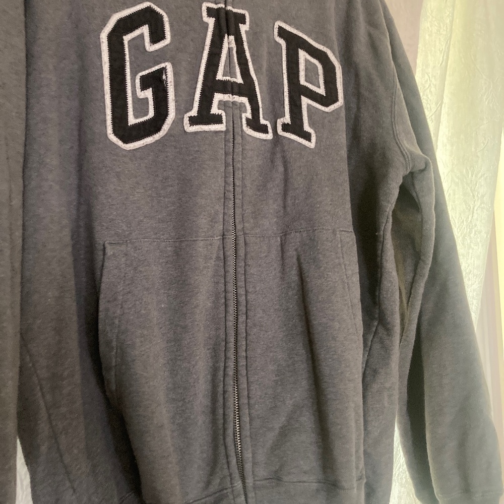 Gap zip up hoodie